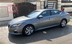 نيسان ألتيما